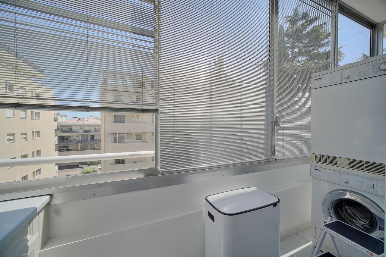 Ref 1478 - Croisette - Sea View For Rent * Cannes